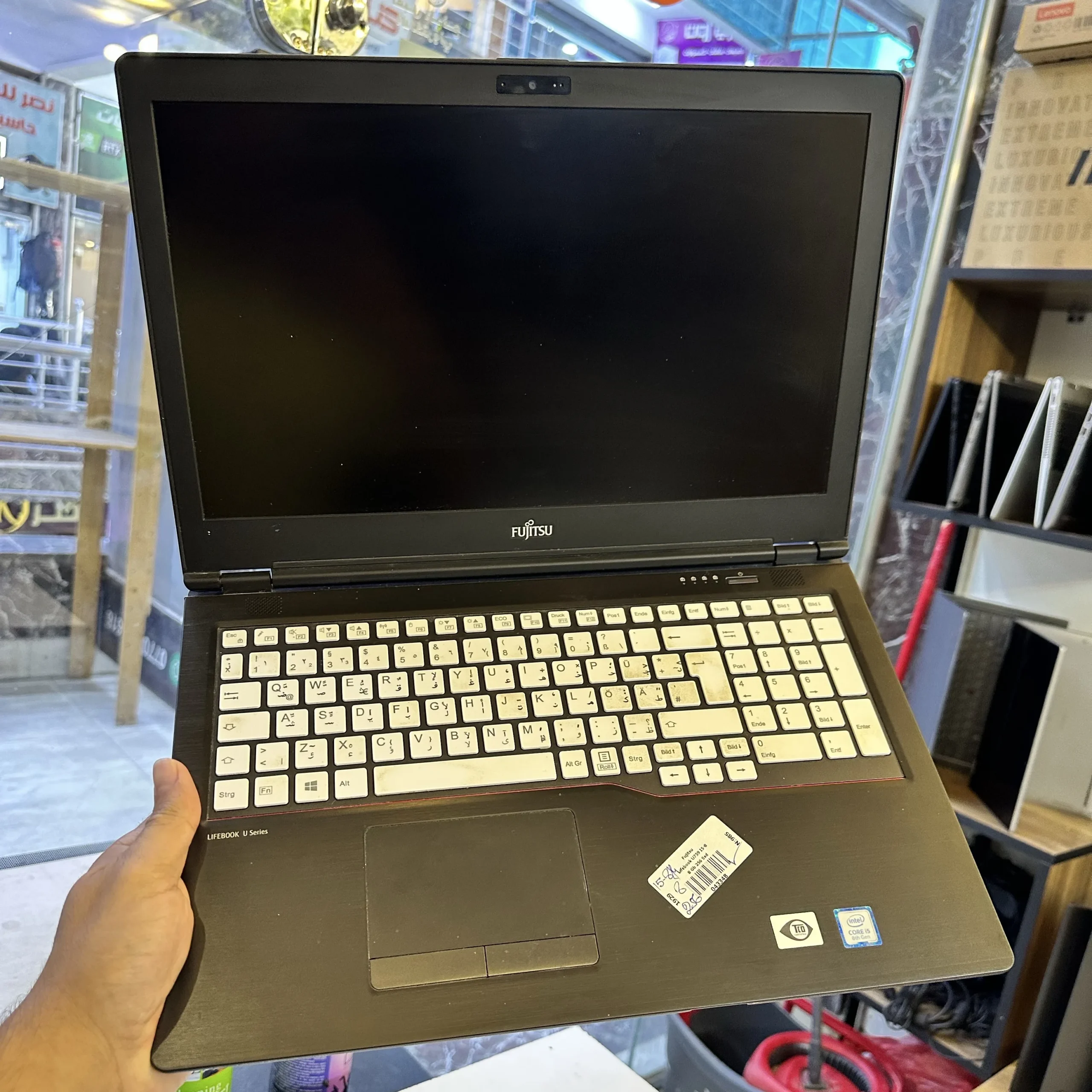 فوجستو ci5 8th ram 8 ssd 256 15.6
