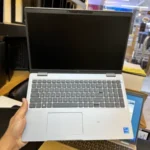 ⁦DELL PRE 3571 ci5 12600H ram 16 DDR5 SSD 512 VGA 4G 15.6⁩ - الصورة ⁦6⁩