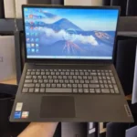 ⁦lenovo v15 G4 ci5 12th ram 8 ssd 512 15.6⁩ - الصورة ⁦5⁩