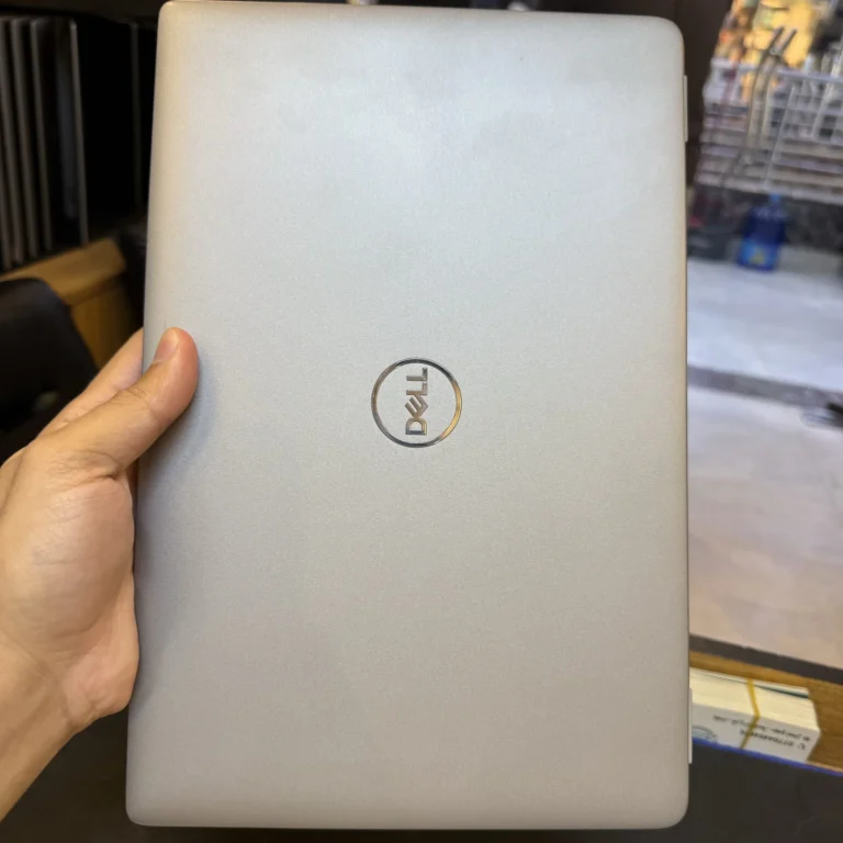 مستعملDELL E5450 core ultra 5 135u ram 8 ssd 256 14