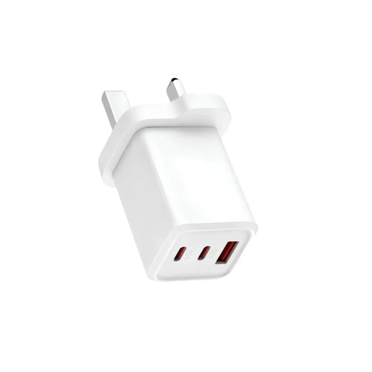 Mcdodo CH-0501 67W GaN Charger 2USB-C + 1USB-A - White